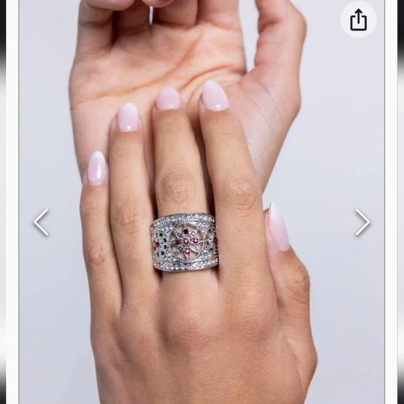 Gilded Glitz Red Ring 💍 NWT Silver SALE - Picture 2 of 2